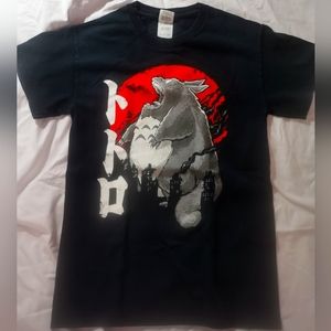 Small Totoro t-shirt